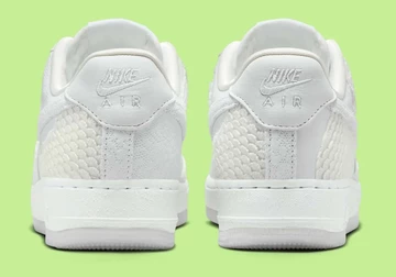 Nike Air Force 1 Low Year of the Snake von hinten