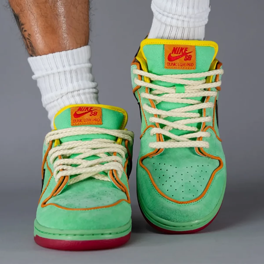 Nike SB Dunk Low Tourmaline - BHM 2025 HF3058-300 | Dead Stock