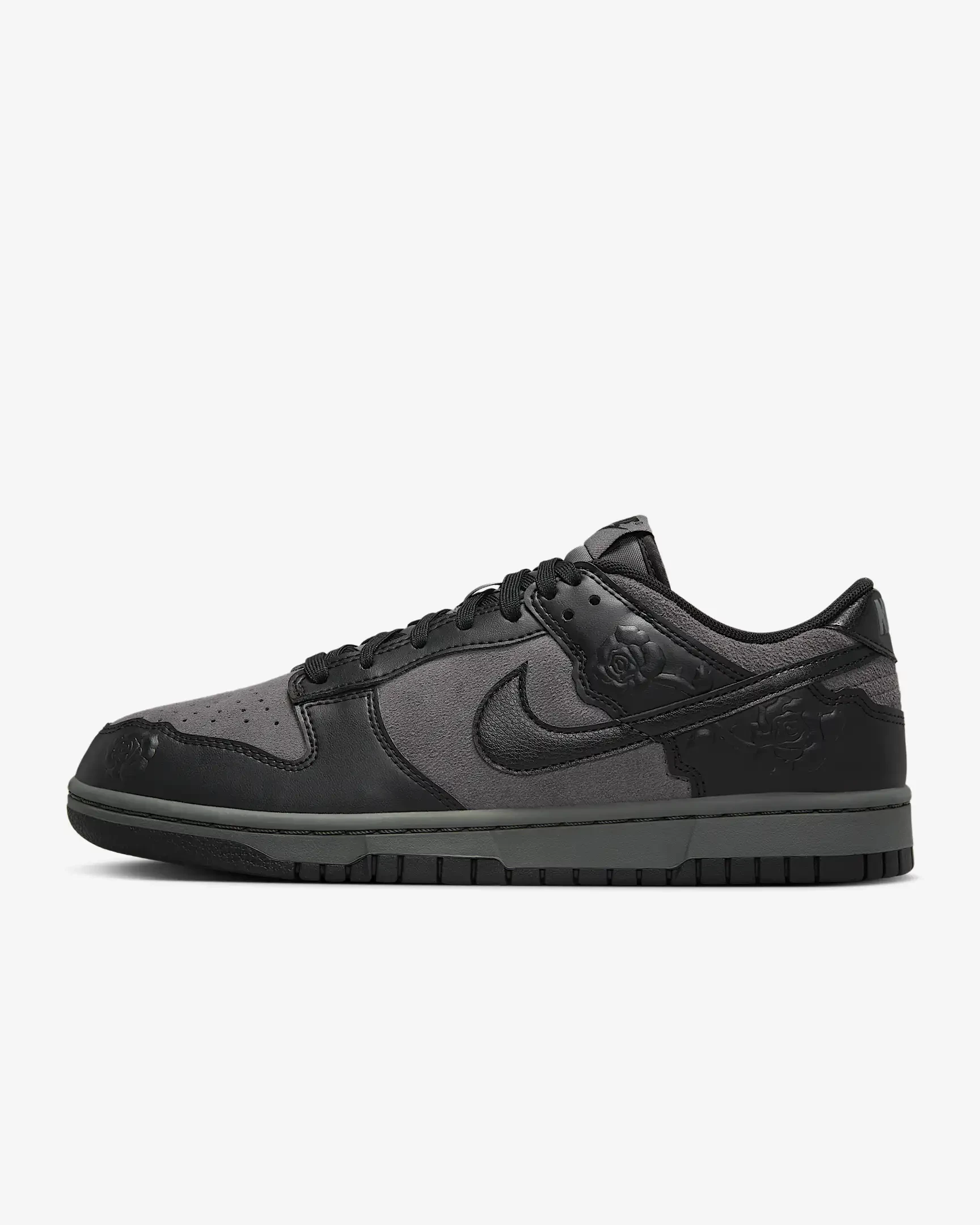 Nike Dunk Low Black Roses HF1986-001 | Dead Stock