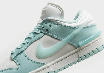 Dunk Low Twist Jade Ice