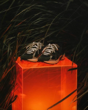 Hal Studios ASICS GEL-1130