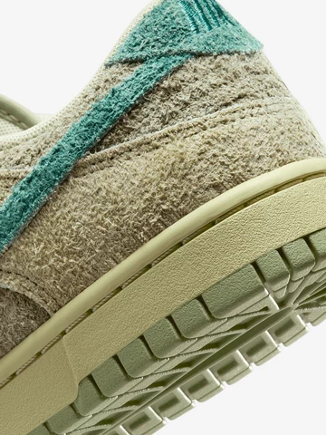 Dunk Low Olive Aura Ferse Detail