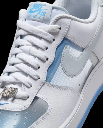 Nike Air Force 1 Invisible UNC Upper Details