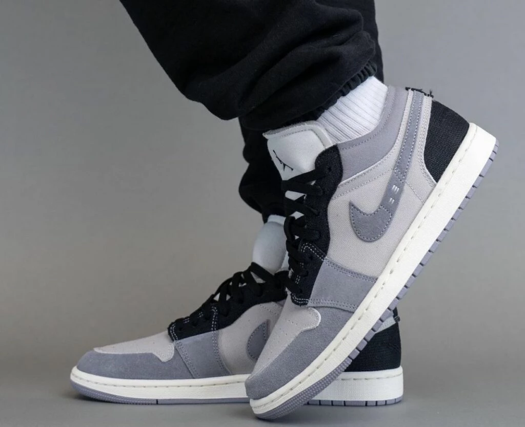 Craft Jordan Cement On Feet Foot Air Jordan Retro Grey Black Air