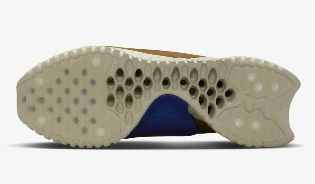 UNDERCOVER Nike Moc Flow Brown DV5593-201 | Dead Stock