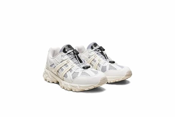 Matin Kim ASICS GEL-Sonoma 15-5