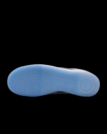 Nike Air Force 1 Invisible UNC Sohle