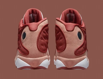 Jordan 13 Retro Dune Red Ferse