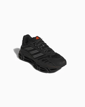 adidas Megaride AG Core Black seitlich