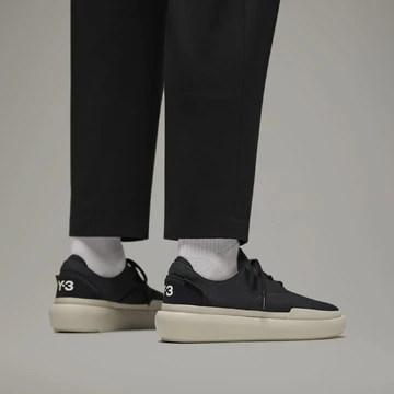 adidas Y-3 Ajatu Court Formal On Feet