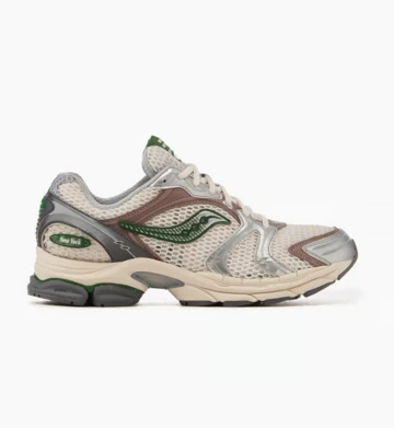 Minted NY Saucony ProGrid Triumph 4 Außenseite