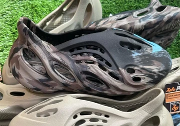 adidas Yeezy Foam Runner MX Azure