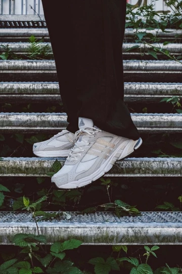 adidas Response CL Crystal White ON FEET 2