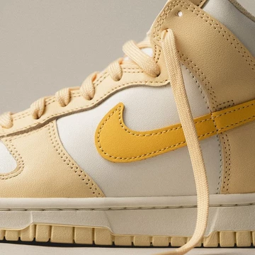 Dunk High Pale Vanilla - Swoosh