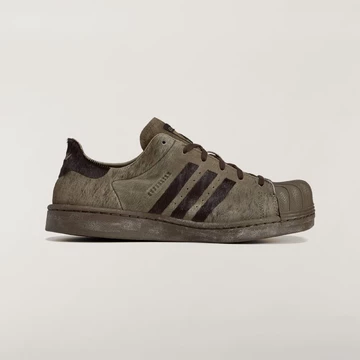 AVAVAV x adidas SST Dark Brown Außenseite