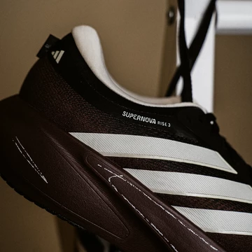 Song For The Mute x adidas Supernova Rise 3 Auburn Mood Details