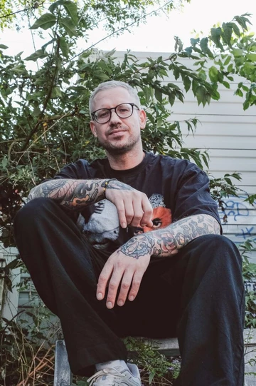 adidas Response CL Crystal White OUTFIT