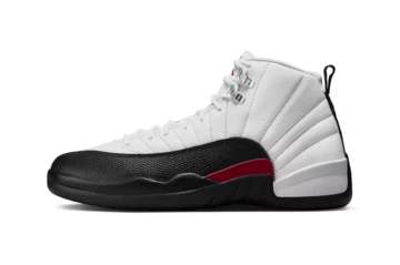 Jordan 12 Retro Red Taxi Außenseite