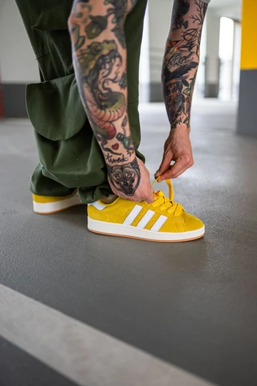 adidas Campus 00s Christopher bindet den Schuh
