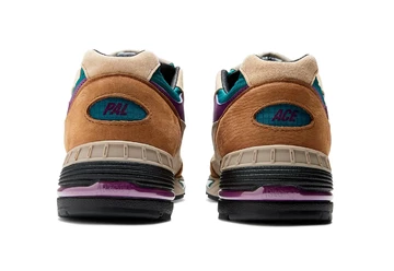 Palace New Balance 991 Brown von hinten