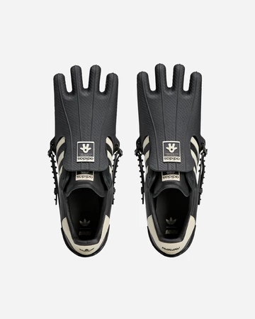 AVAVAV x adidas Superstar Pack von oben