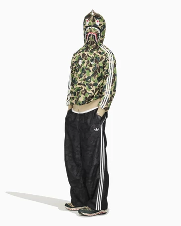BAPE x adidas Apparel Jacket getragen