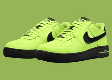 Nike Air Force 1 Low Dance schräg frontal
