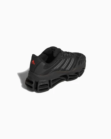 adidas Megaride AG Core Black Ferse