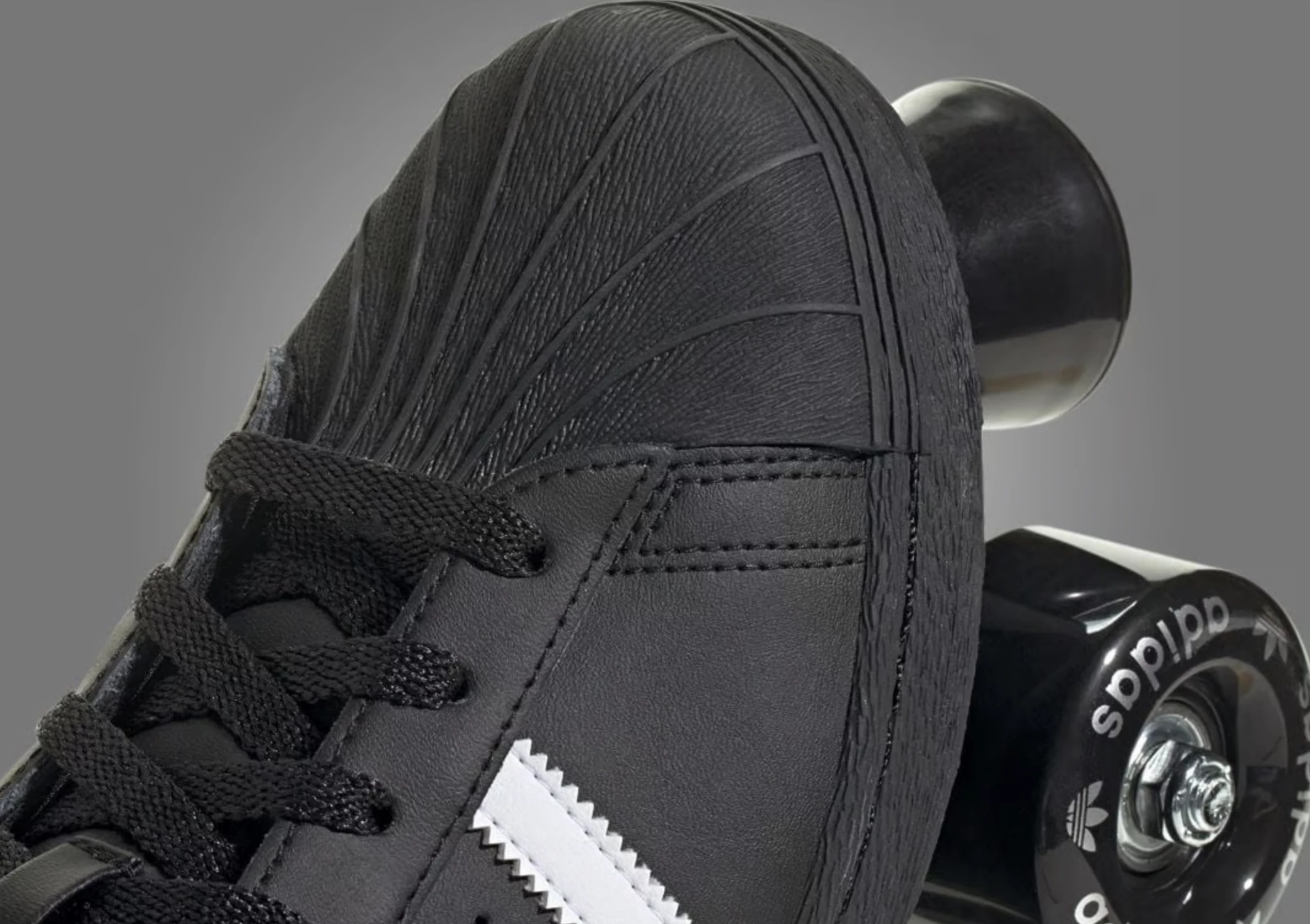 adidas gazelle silver green womens Adidas Women Superstar 82 roller skates  Terra