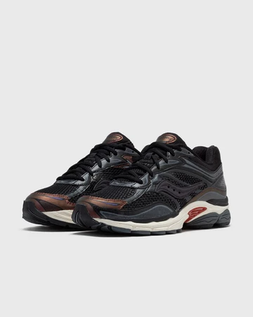 Saucony ProGrid Omni 9 Disrupt Black Paar