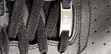 Jacquemus Nike J Force 1 Low Details in Schwarz