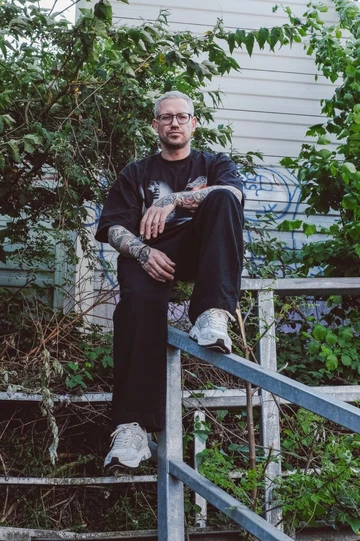 adidas Response CL Crystal White OUTFIT 5