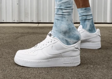 Air Force 1 FlyEase White - Einstieg