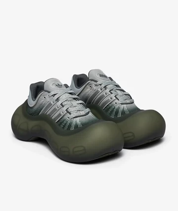 AVAVAV x adidas Megaride Moonrubber Night Cargo Paar