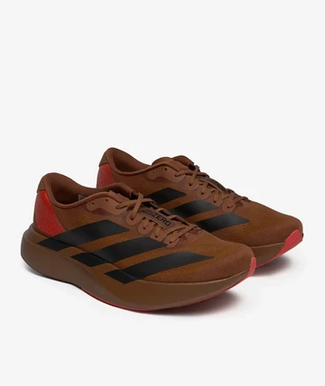 Pharrell Williams x adidas Pro Evo SL Preloved Brown Paar Profil