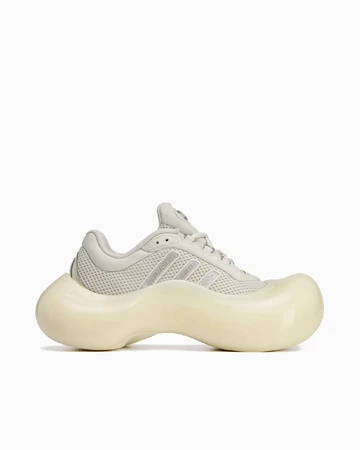 AVAVAV x adidas Moonrubber White Außenseite