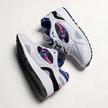 Callen Schaub Saucony Shadow 6000 Paar liegend