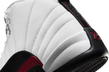 Jordan 12 Retro Red Taxi Detail Ferse
