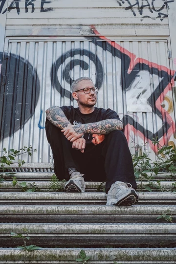 adidas Response CL Crystal White OUTFIT 3