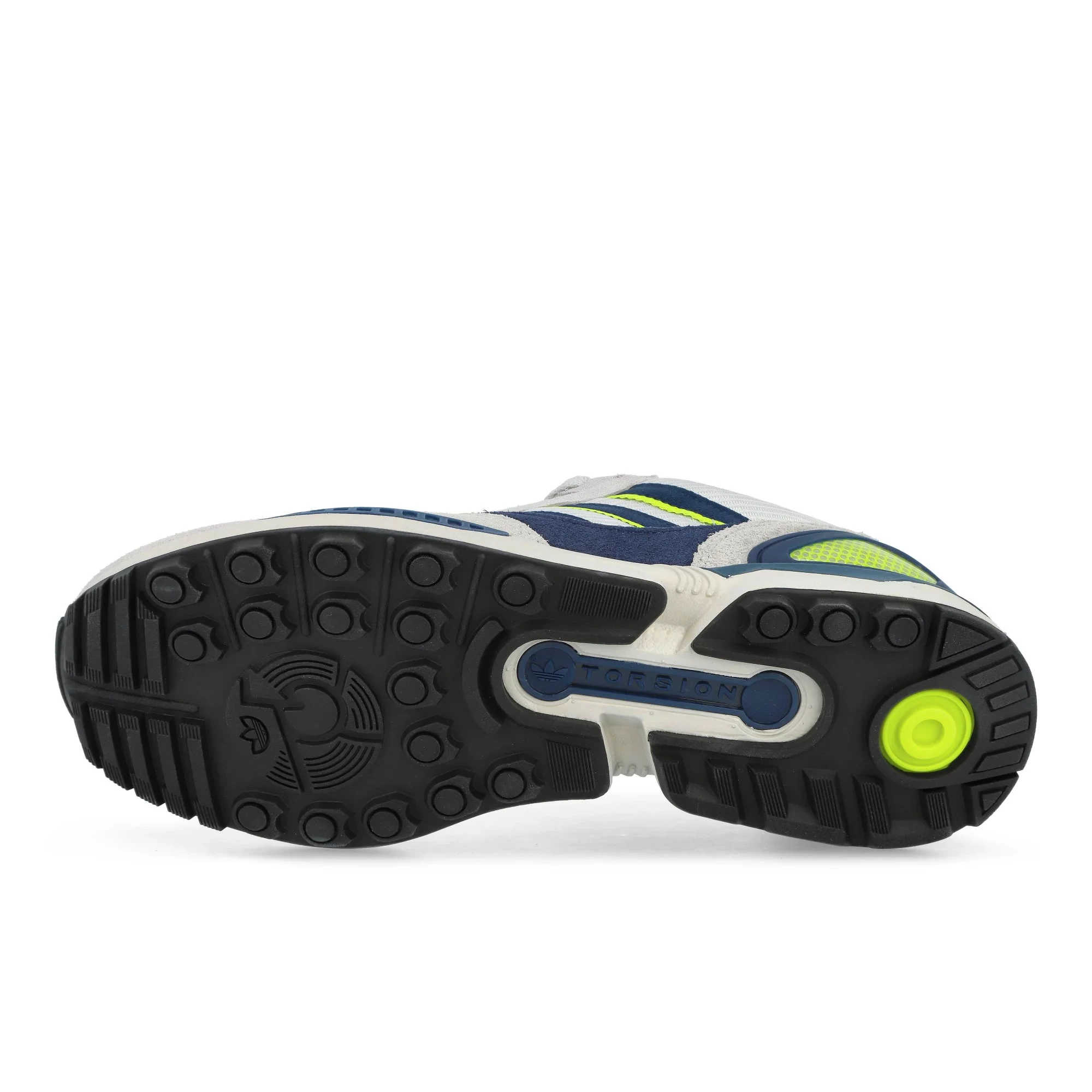？ adidas ZX 8000 