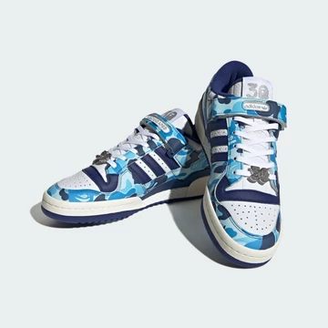 BAPE adidas Forum Low Blue Camo 30th Anniversary - Vorderansicht