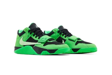 Travis Scott x Air Jordan Jumpman Jack Green Spark