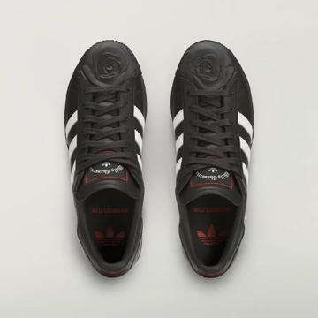 Willy Chavarria x adidas Superstar Core Black Paar