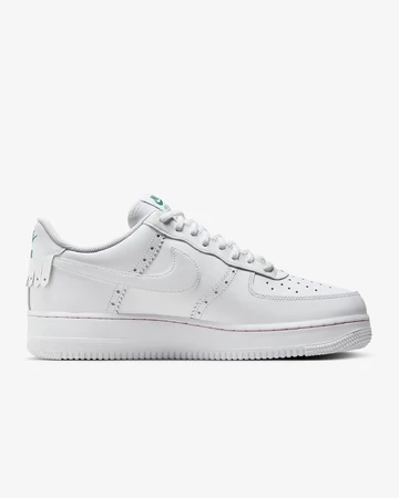 Die Innenseite des Air Force 1 Brogue White