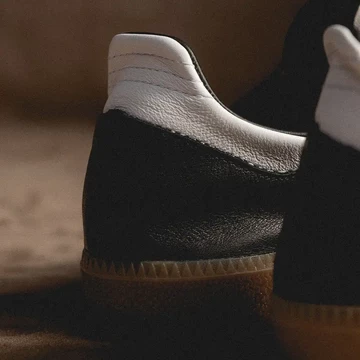 adidas Samba Decon Black Detail Motion Ferse