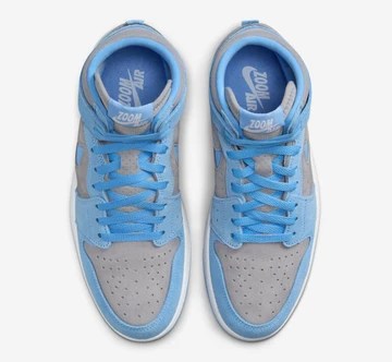 Jordan 1 Zoom CMFT 2 University Blue Paar von oben