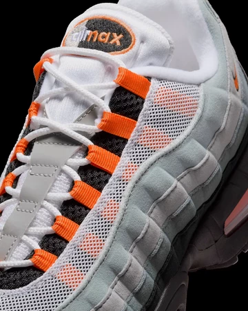 Air Max 95 Bright Mandarin Upper Deatils