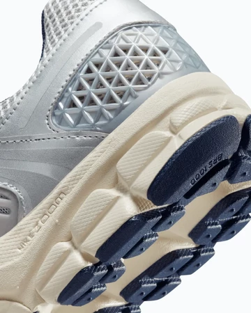 Nike Vomero 5 Platinum Laser Orange Detail Toebox