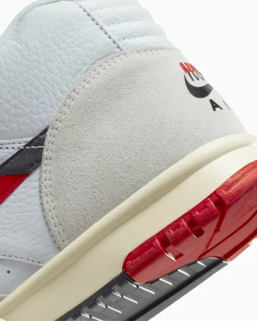 Nike Air Trainer 1 Chicago Split details ferse