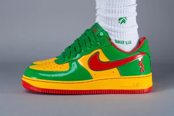Lil Yachty x Nike Air Force 1 Lucky Green Paar Außenseite